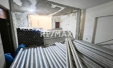 Terreno En Av. Túpac Amaru | Esquina | 2 Pisos | Ideal Para Vivienda O Negocio