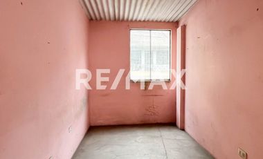 Terreno En Av. Túpac Amaru | Esquina | 2 Pisos | Ideal Para Vivienda O Negocio