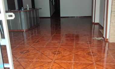 EDIFICIO DE 5 PISOS