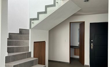 CASA EN VENTA EN METEPEC FRACCIONAMIENTO ESMERALDA