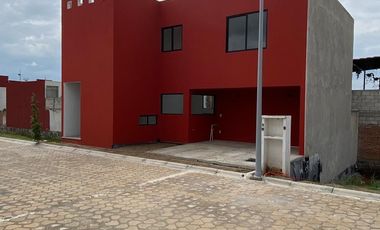 vendo casa en fraccionamiento la vid residencial en cuautlancingo