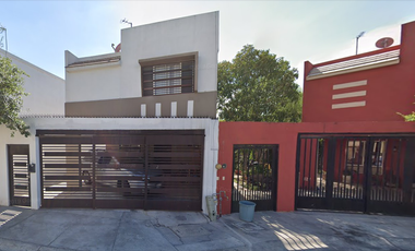 CASA EN VENTA EN CUMBRES MADEIRA, MONTERREY, NUEVO LEON