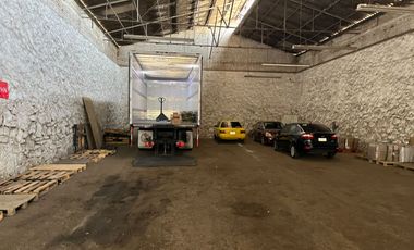 BODEGA EN VENTA EN COLONIA MODERNA EN GUADALAJARA