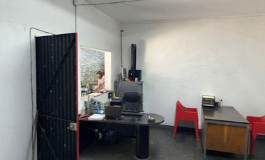 BODEGA EN VENTA EN COLONIA MODERNA EN GUADALAJARA