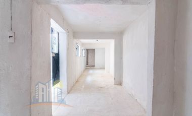 Se Remata casa con 6 Departamentos cerca del CUAAD y Calzada Independencia Norte