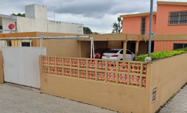 CASA EN RECUPERACIÓN BANCARIA EN C 46 No. 525 GRANJAS KANASIN, MERIDA YUCATAN.