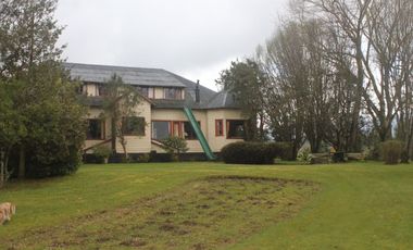 Se vende Parcela 5.700 Mts2, con casa y acceso al Lago Ranco, Valdivia, Chile