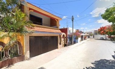 CASA ADJUDICADA EN RECUPERACIÓN BANCARIA EN C 28E 318 CHUBURNA DE HIDALGO, MERIDA YUCATAN.