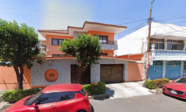 Venta de casa en lomas estrella