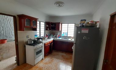 CASA EN VENTA- ESCALLON VILLA