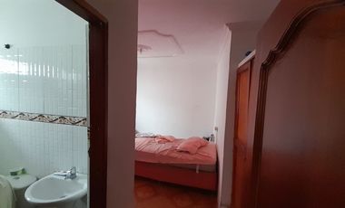 CASA EN VENTA- ESCALLON VILLA