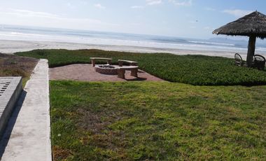 Casa frente al mar, a pie de playa en Ricamar, Playas de Rosarito
