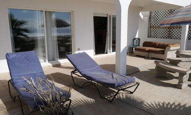 Casa frente al mar, a pie de playa en Ricamar, Playas de Rosarito