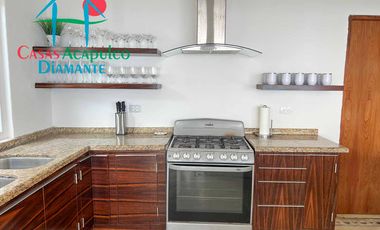 Casa en renta vacacional para 12 personas. Alberca privada con vista al mar