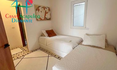 Casa en renta vacacional para 12 personas. Alberca privada con vista al mar