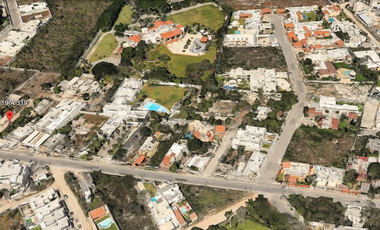 CASA EN RECUPERACIÓN BANCARIA EN C 19-A No. 319 MONTEBELLO, MERIDA YUCATAN.