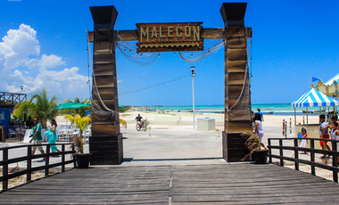 CASA EN RECUPERACIÓN BANCARIA EN C 19-A No. 319 MONTEBELLO, MERIDA YUCATAN.