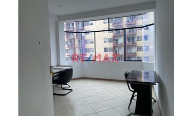 Alquiler De Edificio De 5 Pisos En Santa Beatriz