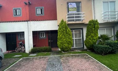 VENTA DE CASA AMPLIA EN FRACC. VILLA TOSCANA, TOLUCA