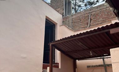 VENDO CASONA EN BARRANCO DETRAS DEL MUSEO PEDRO DE OSMA