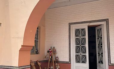 VENDO CASONA EN BARRANCO DETRAS DEL MUSEO PEDRO DE OSMA