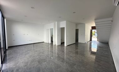ESPECTACULAR CASA EN VENTA EN MAZATLAN SECTOR CERRITOS (ALTABRISA RESIDENCIAL) 4 RECAMARAS, A SOLO 800 MTS DEL MAR, PRIVADA CON ALBERCA Y GYM