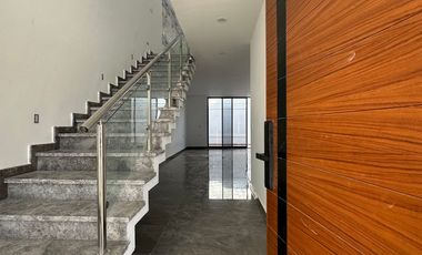 ESPECTACULAR CASA EN VENTA EN MAZATLAN SECTOR CERRITOS (ALTABRISA RESIDENCIAL) 4 RECAMARAS, A SOLO 800 MTS DEL MAR, PRIVADA CON ALBERCA Y GYM