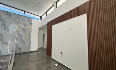 ESPECTACULAR CASA EN VENTA EN MAZATLAN SECTOR CERRITOS (ALTABRISA RESIDENCIAL) 4 RECAMARAS, A SOLO 800 MTS DEL MAR, PRIVADA CON ALBERCA Y GYM