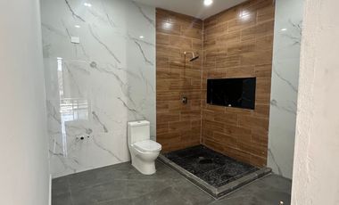 ESPECTACULAR CASA EN VENTA EN MAZATLAN SECTOR CERRITOS (ALTABRISA RESIDENCIAL) 4 RECAMARAS, A SOLO 800 MTS DEL MAR, PRIVADA CON ALBERCA Y GYM