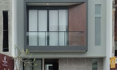 DAISY Attic with Roof Top in Red Terracotta CitraGrand Semarang