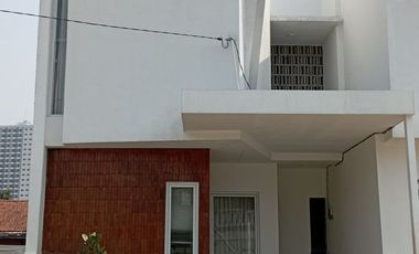 Rumah Aeer. Bintaro, Baru 2 LANTAI, Mewah Murah, Ciputat Tangsel, Kota Tangerang Selatan Jual Dijual