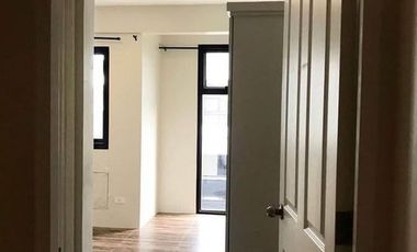 Townhouse for Rent at Vermont Park Executive Village, along Marcos highway, Antipolo City