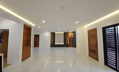 Brandnew Modern House for Sale in Merville Park, Paranaque