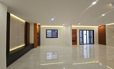 Brandnew Modern House for Sale in Merville Park, Paranaque