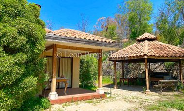 Leon Propiedades vende parcela con 3 casas en condominio, sector Los Naranjos, Curacaví. (con posibilidad de crédito Directo)