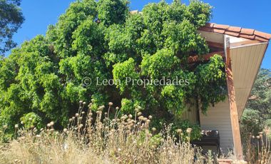 Leon Propiedades vende parcela con 3 casas en condominio, sector Los Naranjos, Curacaví. (con posibilidad de crédito Directo)