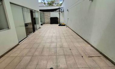 ALQUILO DEPARTAMENTO EN MIRAFLORES LIMITE CON SAN ISIDRO - PRIMER PISO CON TERRAZA