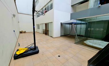 ALQUILO DEPARTAMENTO EN MIRAFLORES LIMITE CON SAN ISIDRO - PRIMER PISO CON TERRAZA