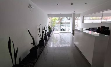 ALQUILO DEPARTAMENTO EN MIRAFLORES LIMITE CON SAN ISIDRO - PRIMER PISO CON TERRAZA