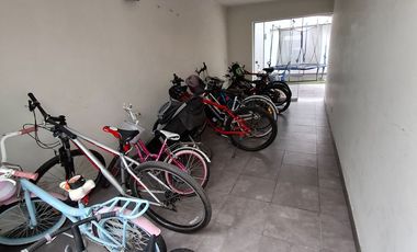 ALQUILO DEPARTAMENTO EN MIRAFLORES LIMITE CON SAN ISIDRO - PRIMER PISO CON TERRAZA