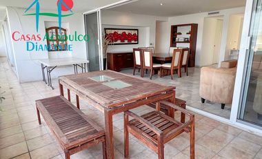 Departamento en venta, terraza con vista parcial a la bahía de Acapulco
