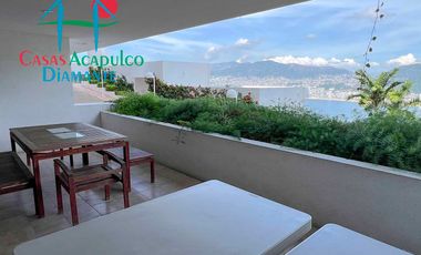 Departamento en venta, terraza con vista parcial a la bahía de Acapulco