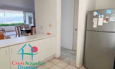 Departamento en venta, terraza con vista parcial a la bahía de Acapulco