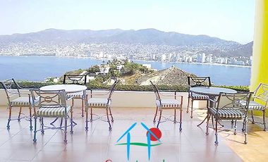 Departamento en venta, terraza con vista parcial a la bahía de Acapulco