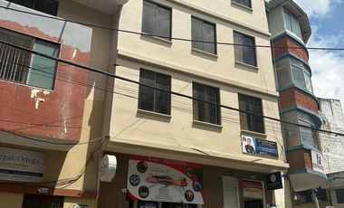 EDIFICIO RENTERO EN EL CENTRO DE AZOGUES