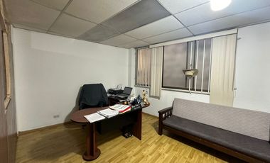 EDIFICIO RENTERO EN EL CENTRO DE AZOGUES