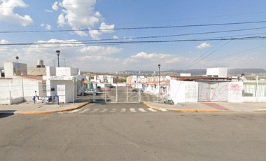 Casa en calle Privada Agustín González Medina, Eduardo Escoto Aizcorbe, Santiago de Querétaro, Querétaro, México ¡NO CRÉDITOS!