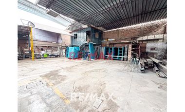 Venta De Terreno O Local Industrial 300 M2 - Ate