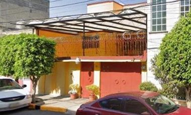 Casa en Remate en Siete Maravillas Gustavo A. Madero CDMX