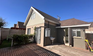 OPORTUNIDAD UNICA VENDO CASA 3 DORMITORIOS, DOS BAÑOS CON MANSARDA, NOVA HACIENDA, COQUIMBO